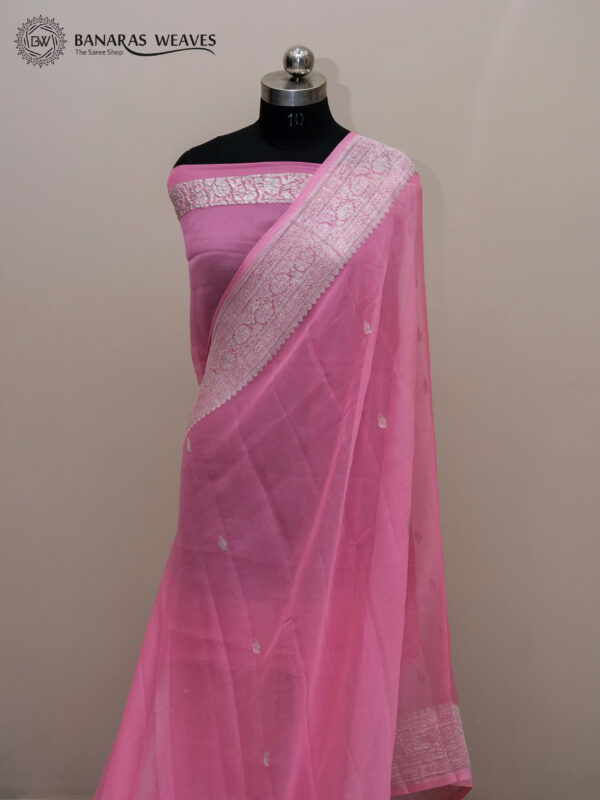 Pure Handloom Banarasi Kadhwa Khaddi Chiffon Saree Pink Color Booti Design