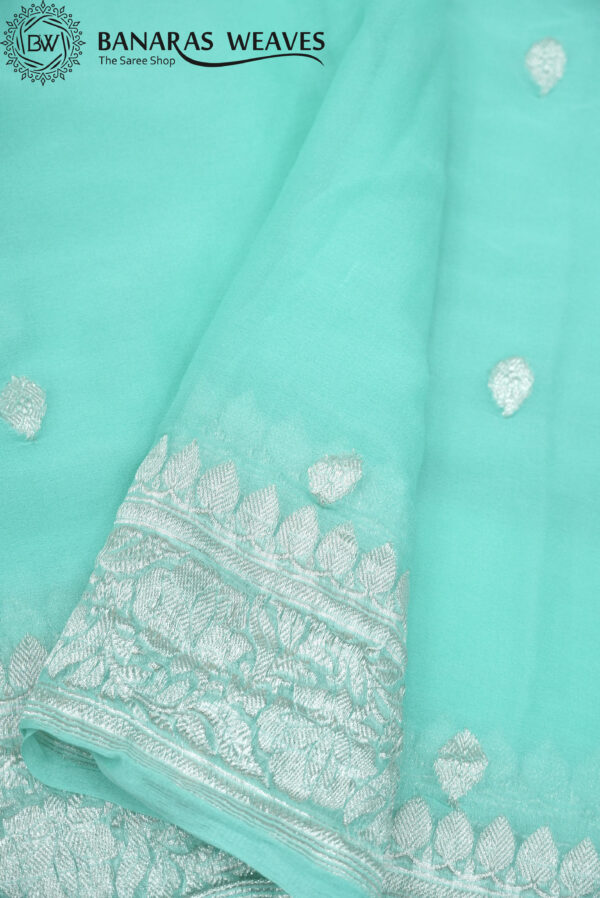 Pure Handloom Banarasi Kadhwa Khaddi Chiffon Silver Zari Saree Sea Green Color Booti Design