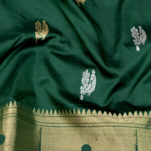 Pure Banarasi Kadhwa Katan Silk Saree Gold Zari Booti Design – Green Color