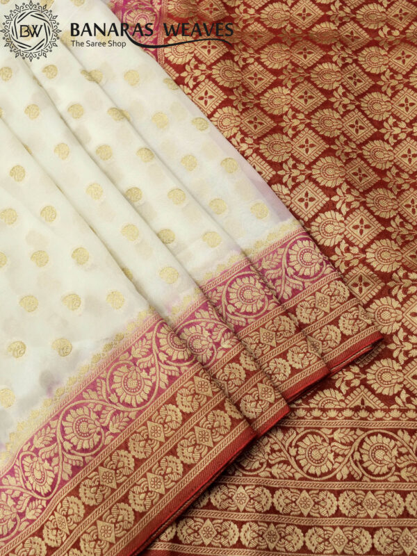 Banarasi Khaddi Georgette Saree Gold Zari Booti Design 3D Contrast - White And Red Color