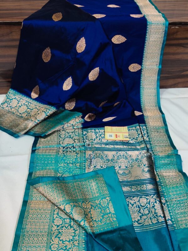 Pure Banarasi Kadhwa Katan Silk Saree Handloom Gold Zari Boota Design – Blue And Skyblue Color Contrast