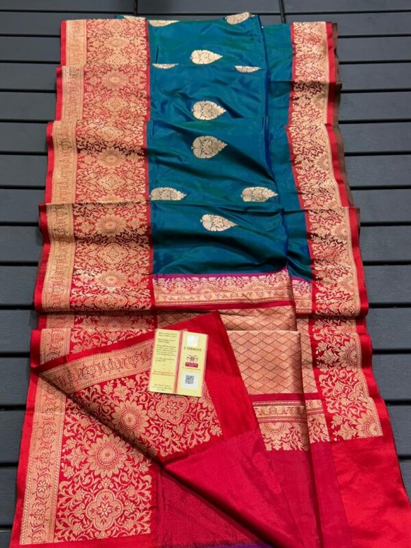 Pure Banarasi Kadhwa Katan Silk Saree Handloom Gold Zari Boota Design – German Blue And Red Color Contrast