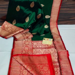 Pure Banarasi Kadhwa Katan Silk Saree Handloom Gold Zari Boota Design – Green and Red Color Contrast