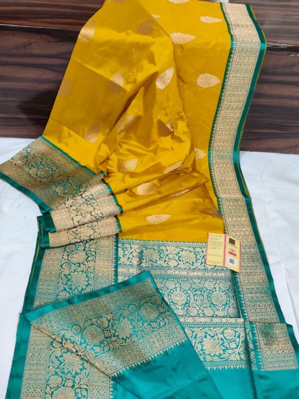 Pure Banarasi Kadhwa Katan Silk Saree Handloom Gold Zari Boota Design – Mustard And Seagreen Color Contrast