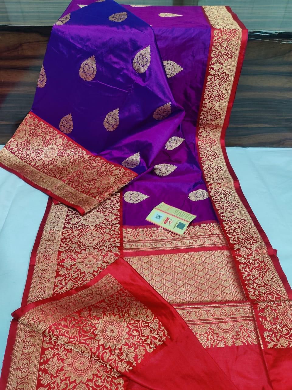 Pure Banarasi Kadhwa Katan Silk Saree Handloom Gold Zari Boota Design – Purple And Red Color Contrast