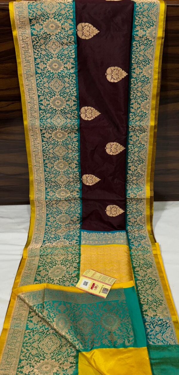 Pure Banarasi Kadhwa Katan Silk Saree Handloom Gold Zari Boota Design – Wine And Seagreen Color Contrast Tricolor