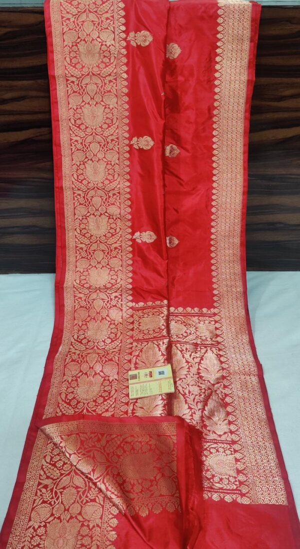 Pure Banarasi Kadhwa Katan Silk Saree Handloom Gold Zari Flower Boota Design – Red Color