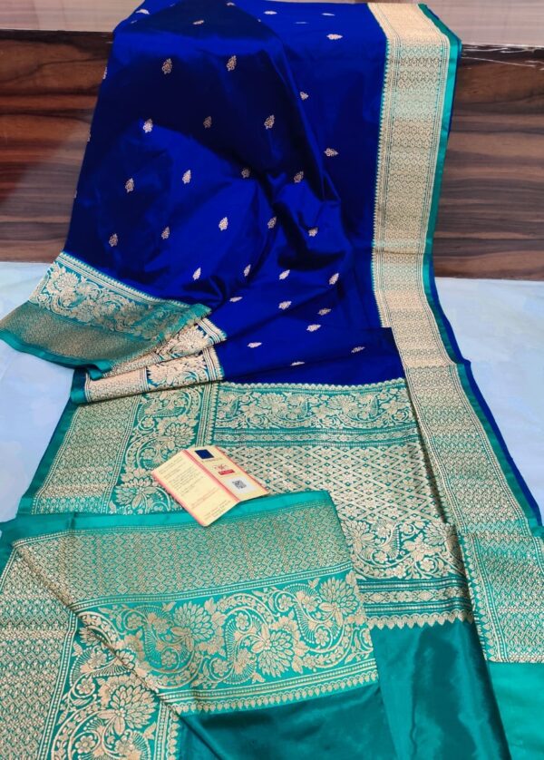 Pure Banarasi Kadhwa Katan Silk Saree Handloom Gold Zari Flower Booti Design – Blue And Seagreen Color Contrast