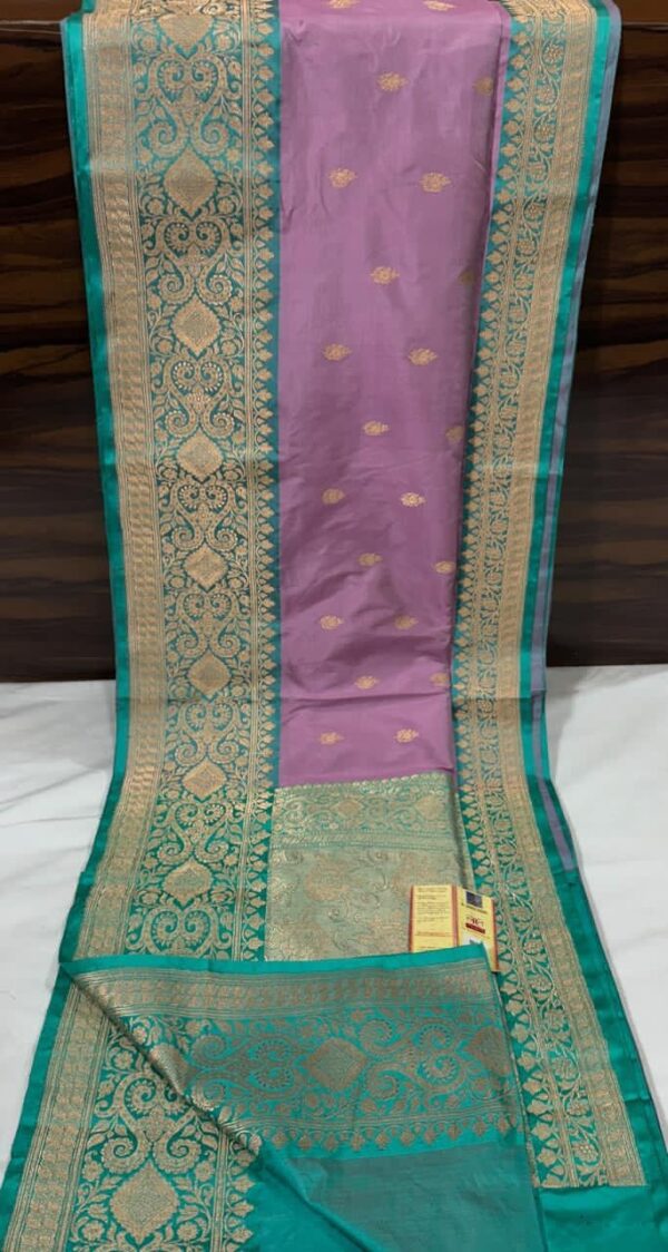 Pure Banarasi Kadhwa Katan Silk Saree Handloom Gold Zari Flower Booti Design – Lavender And Seagreen Color Contrast