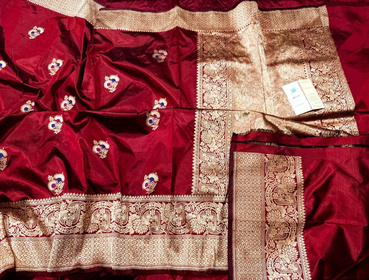 Pure Banarasi Kadhwa Katan Silk Saree Handloom Gold Zari Meenakari Boota Design – Red Color