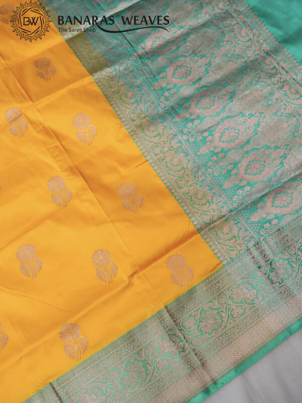 Pure Banarasi Kadhwa Katan Silk Saree Handloom Gold Zari Flower Boota Design – Gold And Seagreen Color Contrast