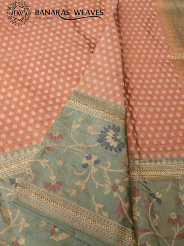 Pure Banarasi Katan Silk Saree Handloom Gold Zari Polka Dot Design - Peach Color Contrast